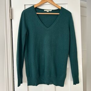 Boden v-neck cashmere sweater in green size XS